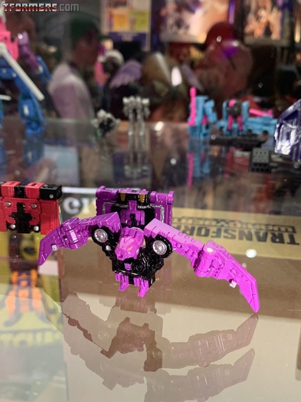 SDCC 2019  Ratchet, Impactor  Holo Mirage Powerdasher  Greenlight  (26 of 29)